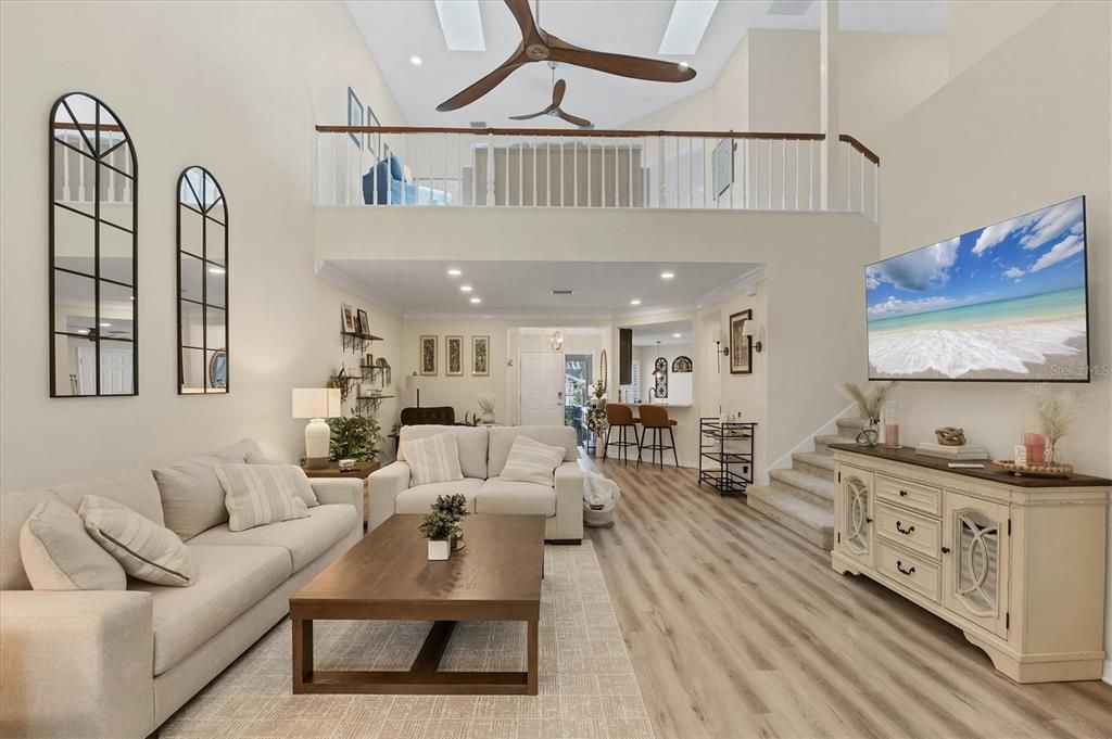 For Rent: $3,500 (2 beds, 2 baths, 2172 Square Feet)