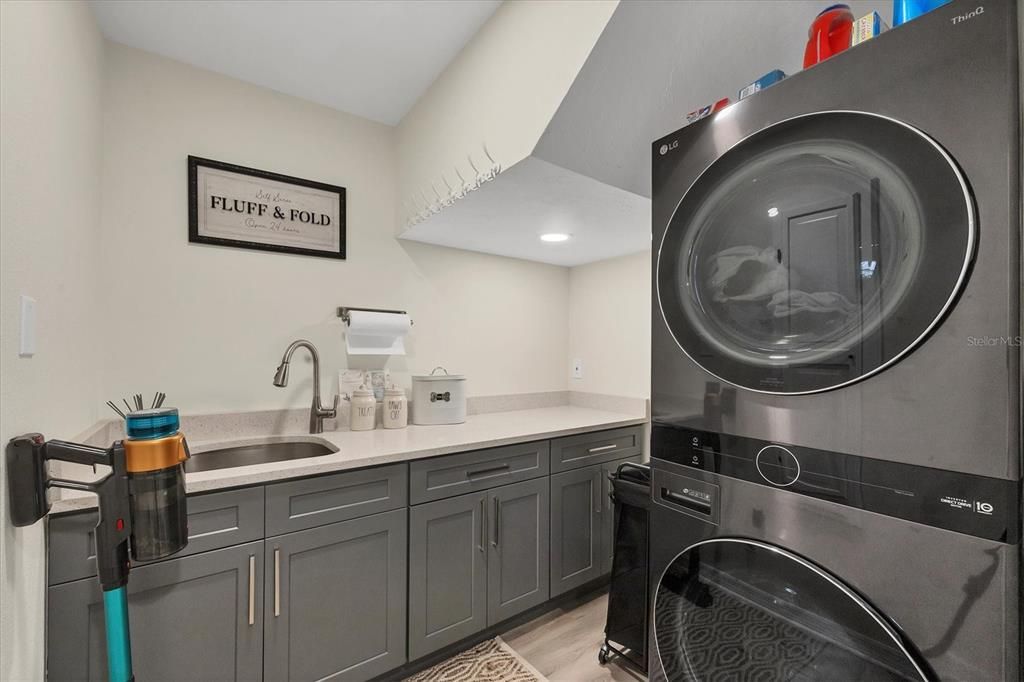 For Rent: $3,500 (2 beds, 2 baths, 2172 Square Feet)