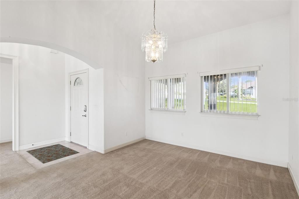 На продажу: $400,000 (4 спален, 2 ванн, 2018 Квадратных фут)