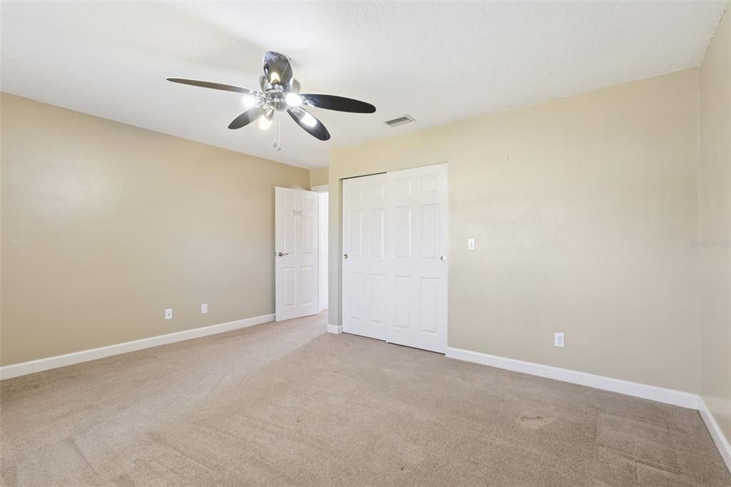 На продажу: $400,000 (4 спален, 2 ванн, 2018 Квадратных фут)