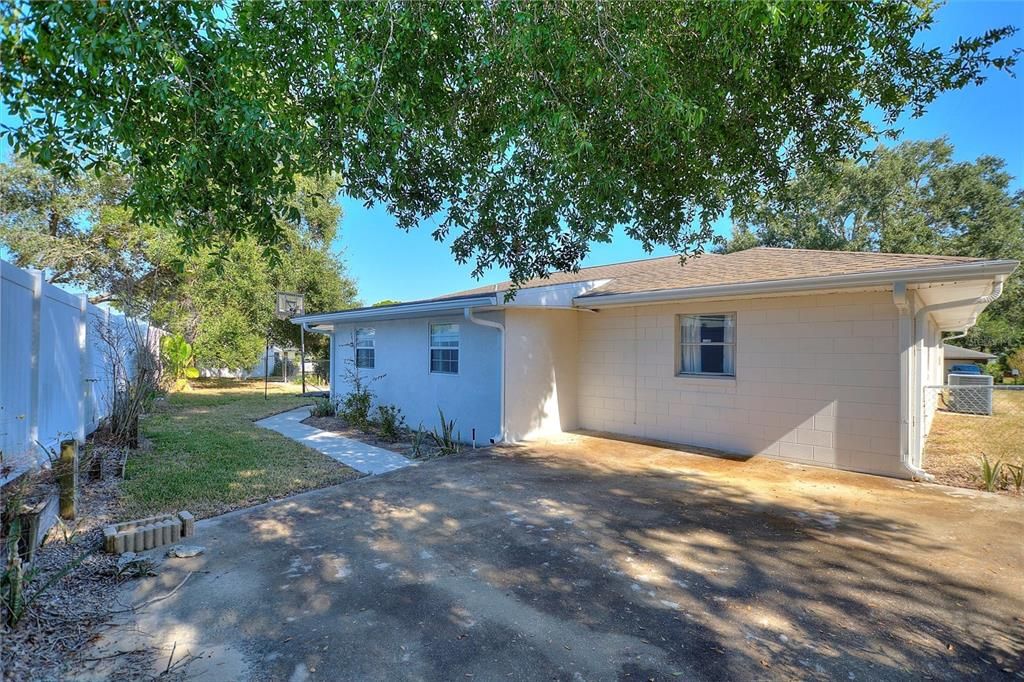 待售: $347,900 (4 贝兹, 2 浴室, 2503 平方英尺)