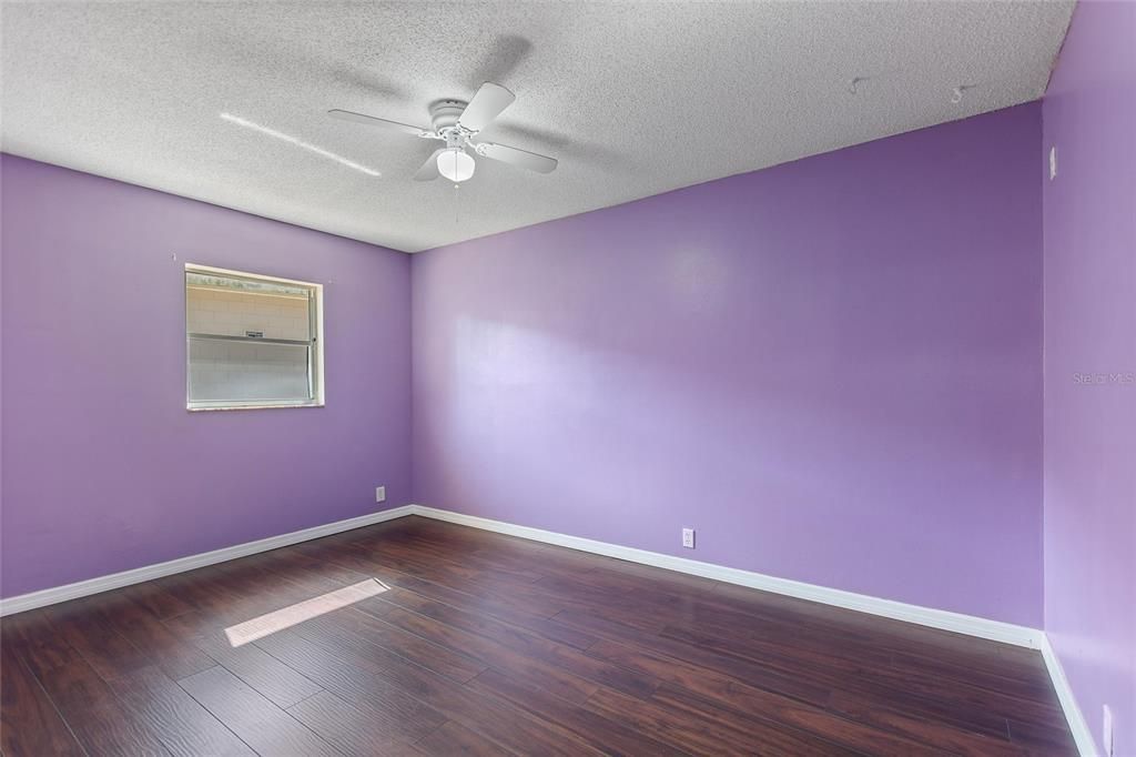 待售: $347,900 (4 贝兹, 2 浴室, 2503 平方英尺)