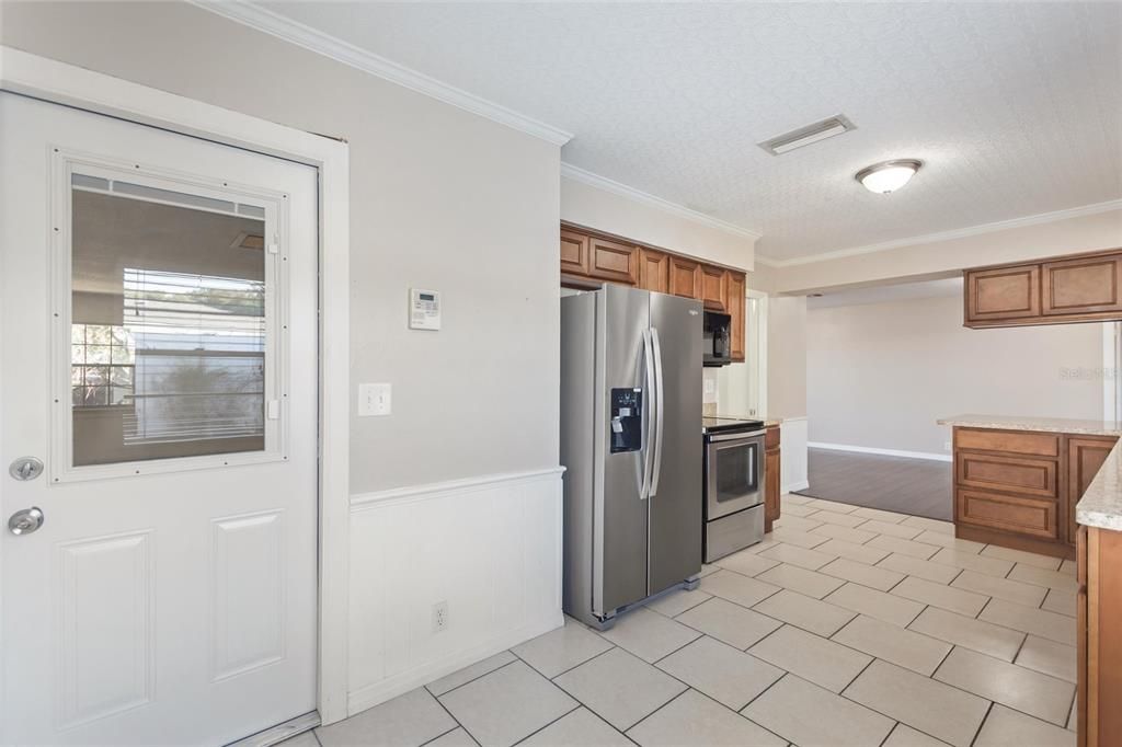 待售: $347,900 (4 贝兹, 2 浴室, 2503 平方英尺)