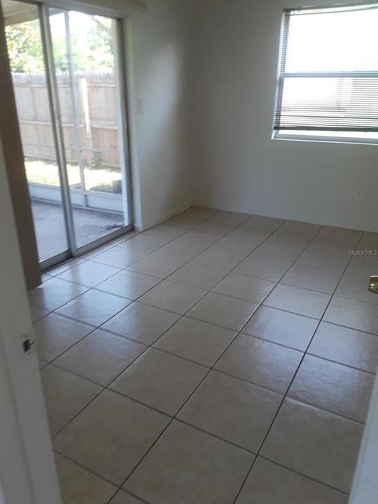 For Rent: $1,995 (3 beds, 2 baths, 1382 Square Feet)