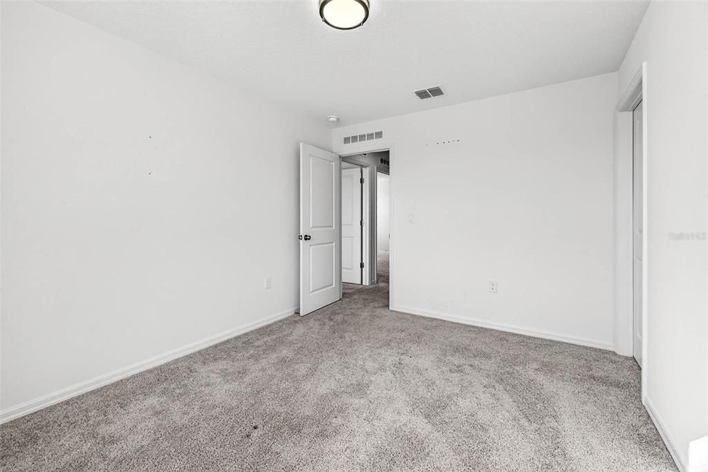 For Sale: $299,900 (4 beds, 2 baths, 2021 Square Feet)