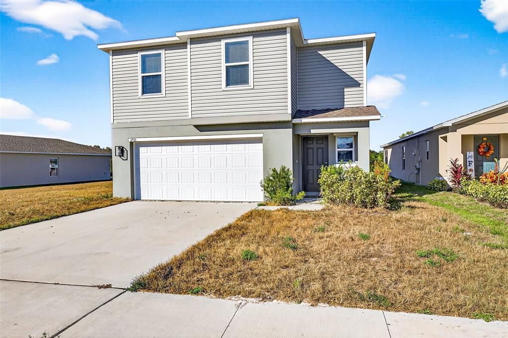 For Sale: $299,900 (4 beds, 2 baths, 2021 Square Feet)