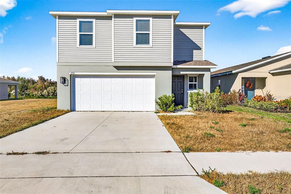 For Sale: $299,900 (4 beds, 2 baths, 2021 Square Feet)