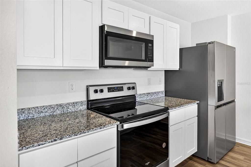 For Sale: $299,900 (4 beds, 2 baths, 2021 Square Feet)