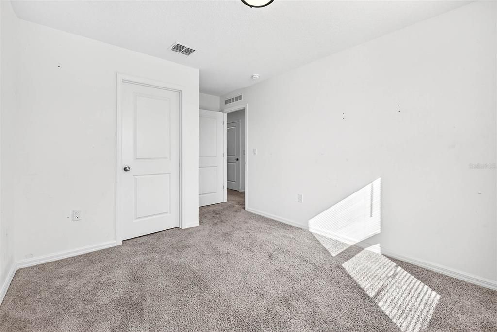 For Sale: $299,900 (4 beds, 2 baths, 2021 Square Feet)