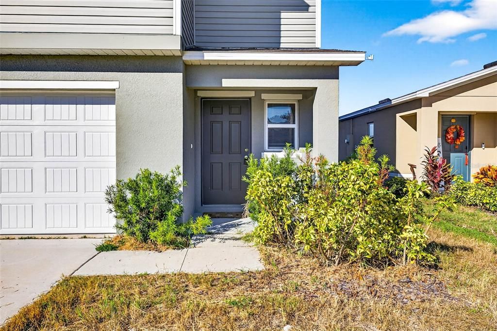 For Sale: $299,900 (4 beds, 2 baths, 2021 Square Feet)