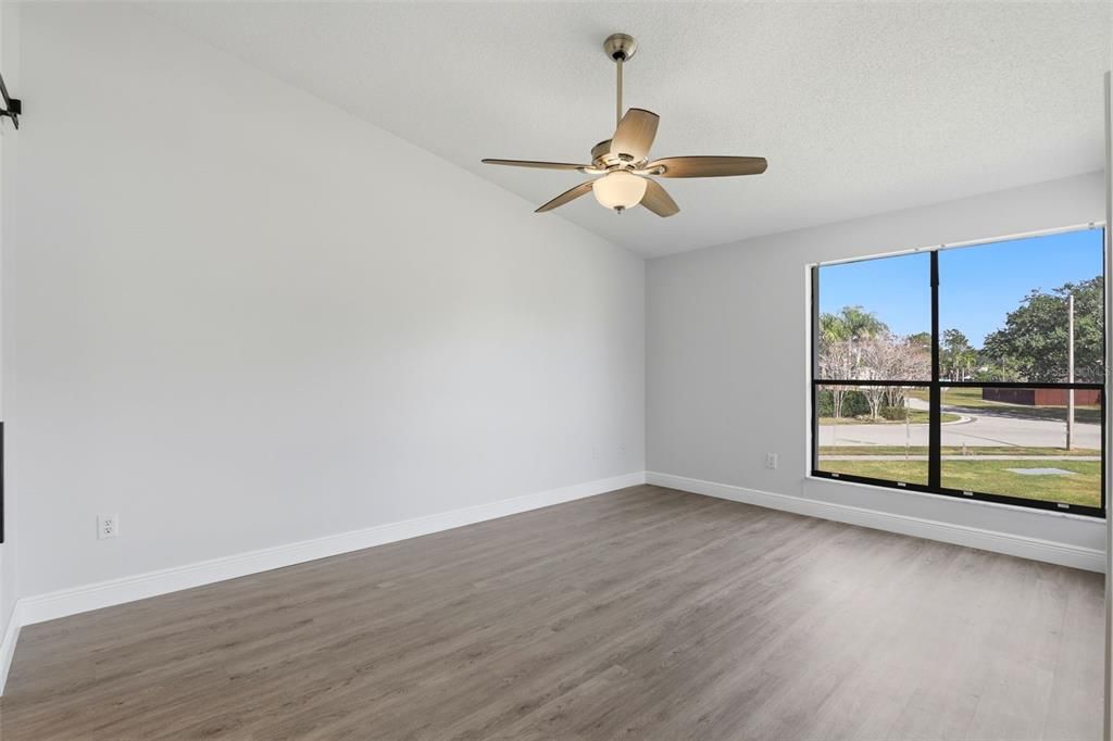 For Sale: $259,000 (2 beds, 2 baths, 1137 Square Feet)