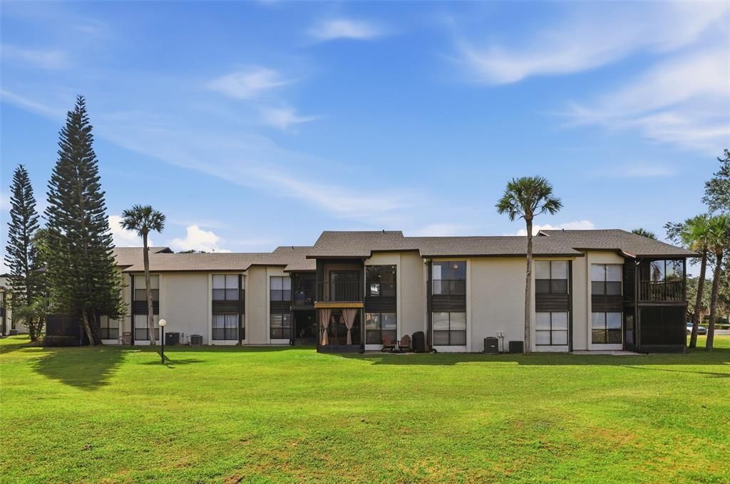 For Sale: $259,000 (2 beds, 2 baths, 1137 Square Feet)