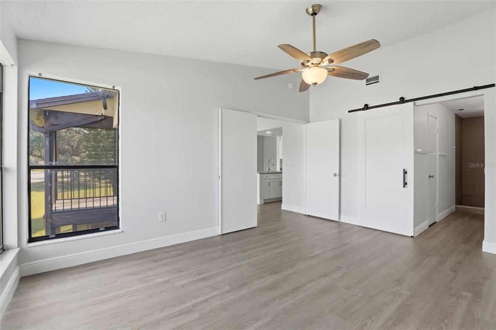 For Sale: $259,000 (2 beds, 2 baths, 1137 Square Feet)