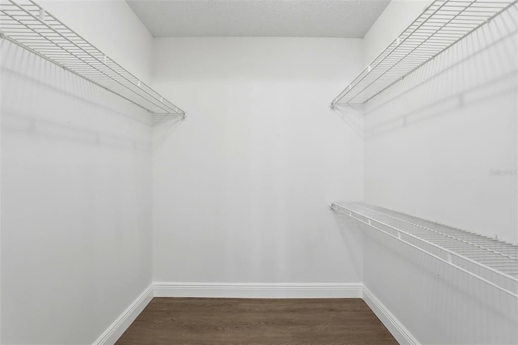 For Sale: $259,000 (2 beds, 2 baths, 1137 Square Feet)