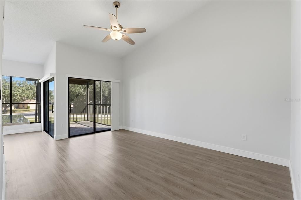 For Sale: $259,000 (2 beds, 2 baths, 1137 Square Feet)