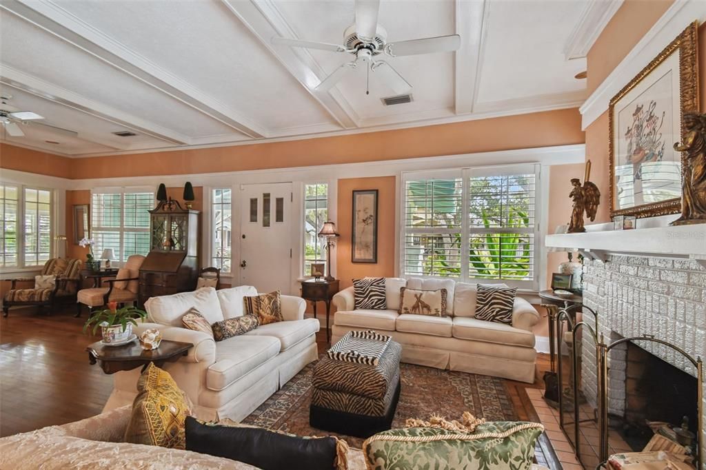 En Venta: $1,700,000 (2 camas, 2 baños, 2276 Pies cuadrados)