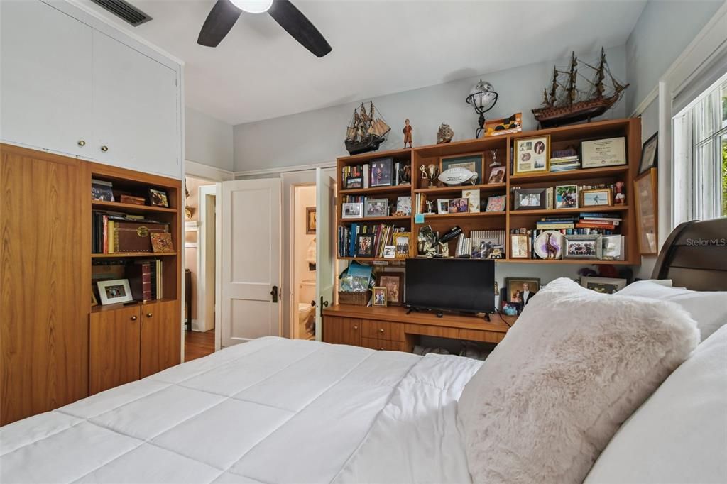 En Venta: $1,700,000 (2 camas, 2 baños, 2276 Pies cuadrados)