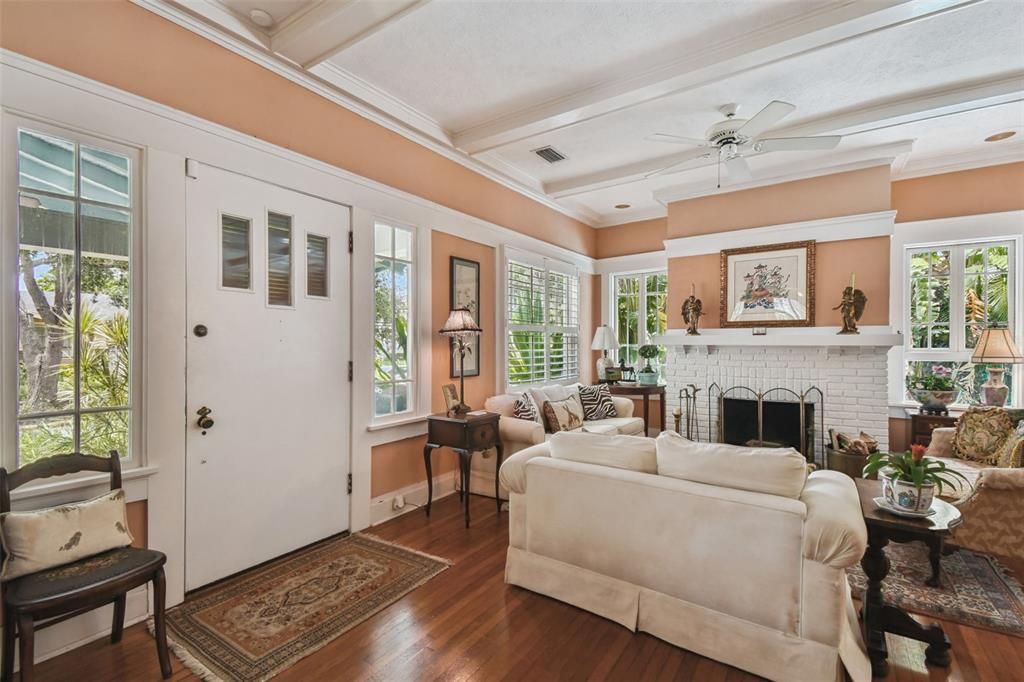 En Venta: $1,700,000 (2 camas, 2 baños, 2276 Pies cuadrados)