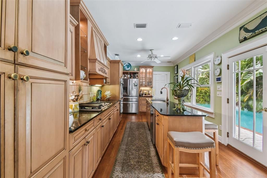 En Venta: $1,700,000 (2 camas, 2 baños, 2276 Pies cuadrados)