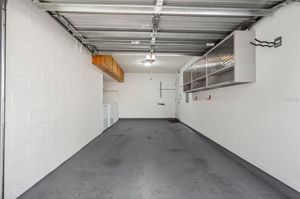 For Sale: $310,000 (3 beds, 2 baths, 1415 Square Feet)