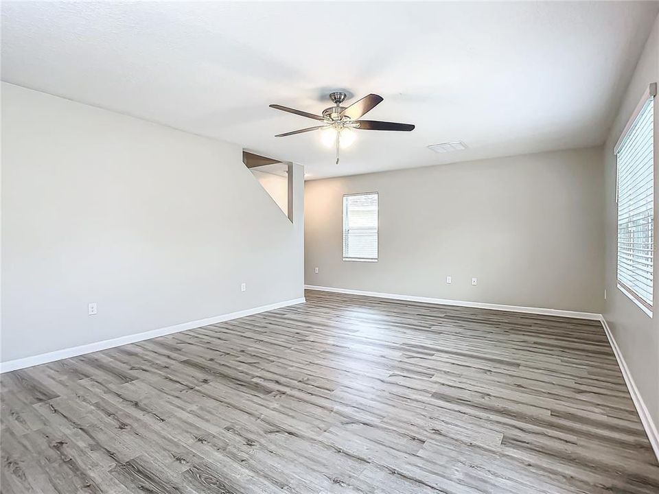 В аренду: $2,490 (4 спален, 2 ванн, 2566 Квадратных фут)