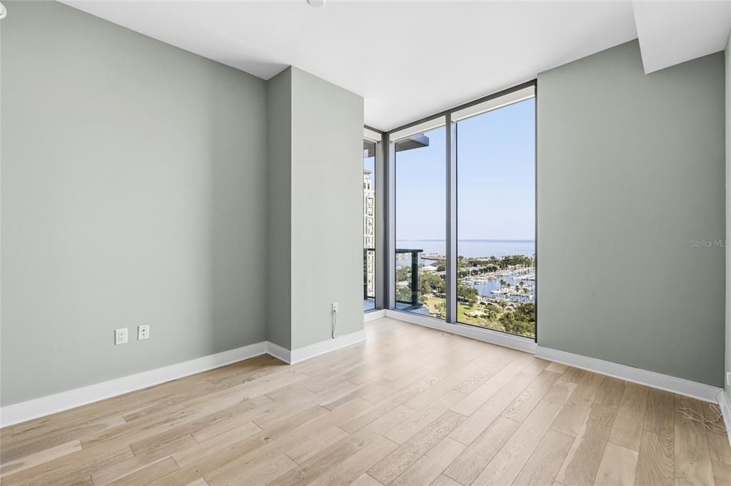 For Sale: $1,800,000 (2 beds, 2 baths, 1522 Square Feet)