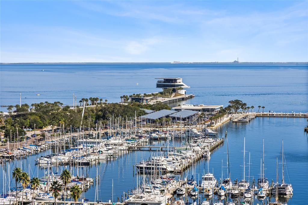 For Sale: $1,800,000 (2 beds, 2 baths, 1522 Square Feet)