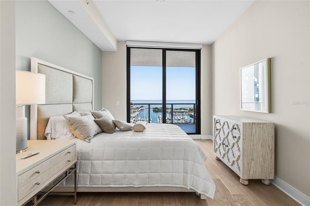 For Sale: $1,800,000 (2 beds, 2 baths, 1522 Square Feet)