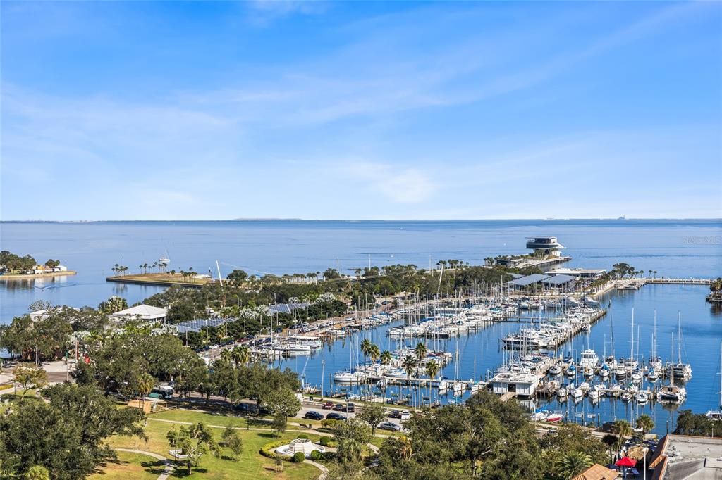 For Sale: $1,800,000 (2 beds, 2 baths, 1522 Square Feet)