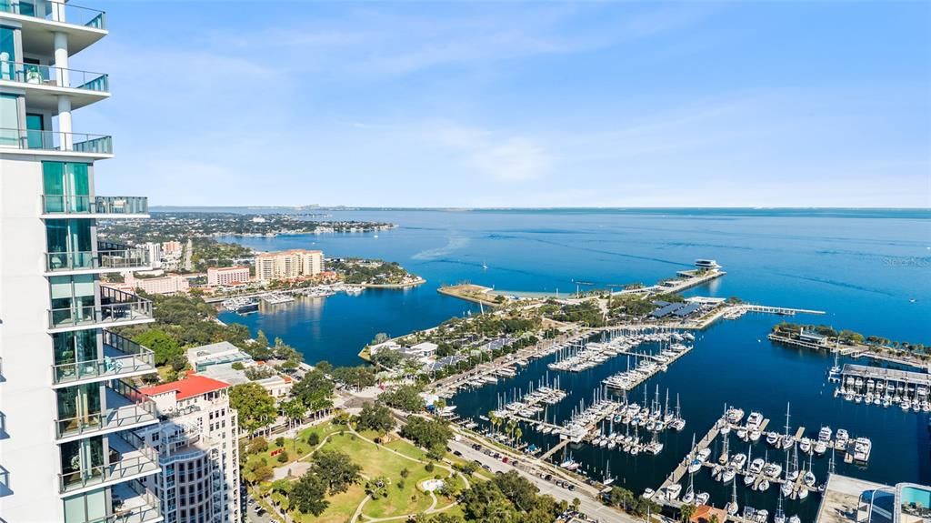 For Sale: $1,800,000 (2 beds, 2 baths, 1522 Square Feet)