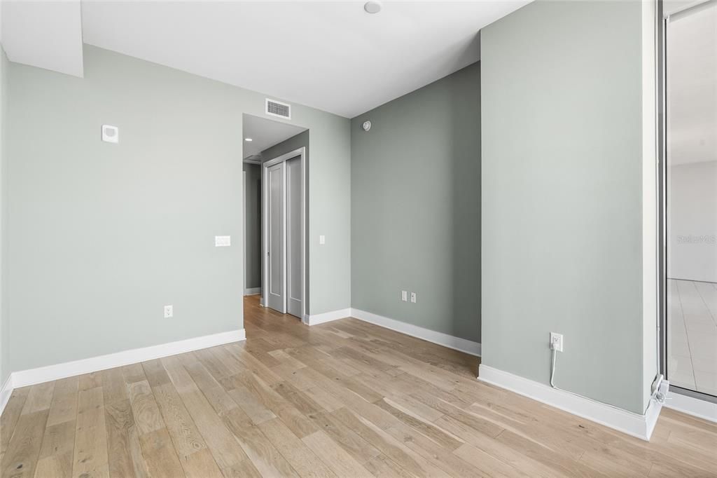 For Sale: $1,800,000 (2 beds, 2 baths, 1522 Square Feet)