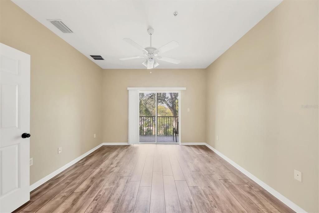 For Rent: $1,950 (3 beds, 2 baths, 1417 Square Feet)