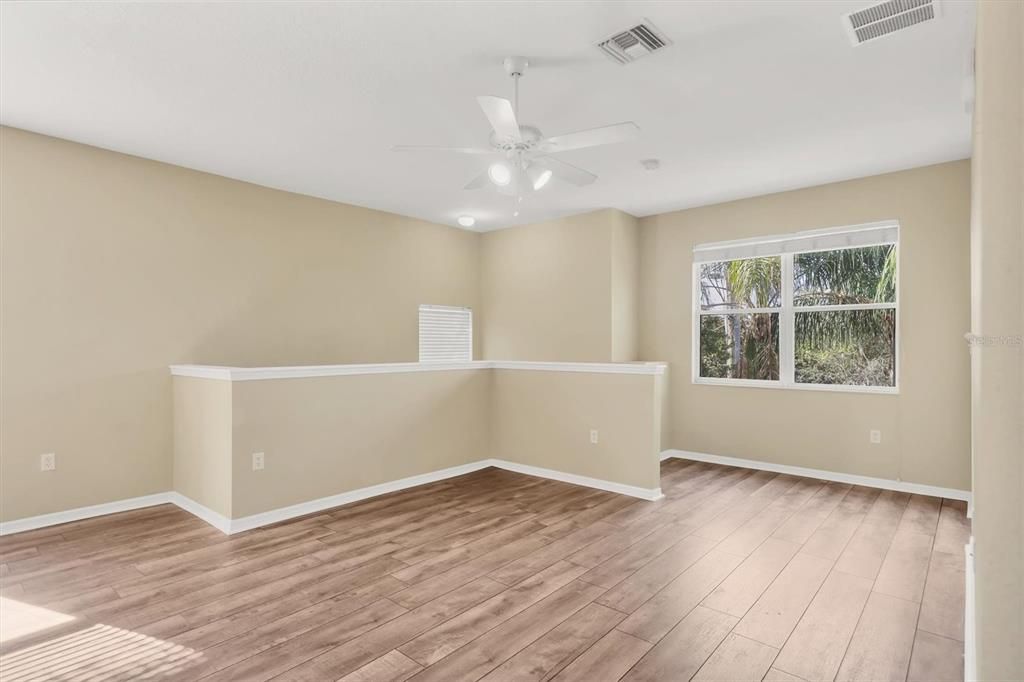 For Rent: $1,950 (3 beds, 2 baths, 1417 Square Feet)