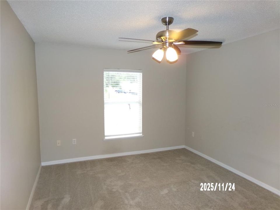 出租: $2,450 (4 贝兹, 2 浴室, 2320 平方英尺)