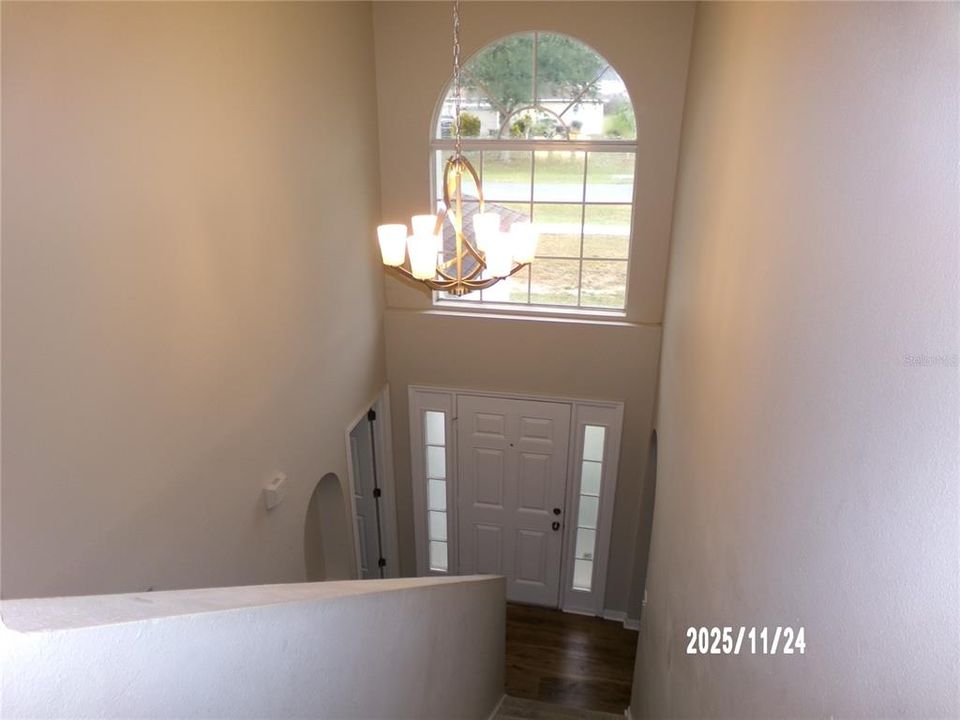 出租: $2,450 (4 贝兹, 2 浴室, 2320 平方英尺)