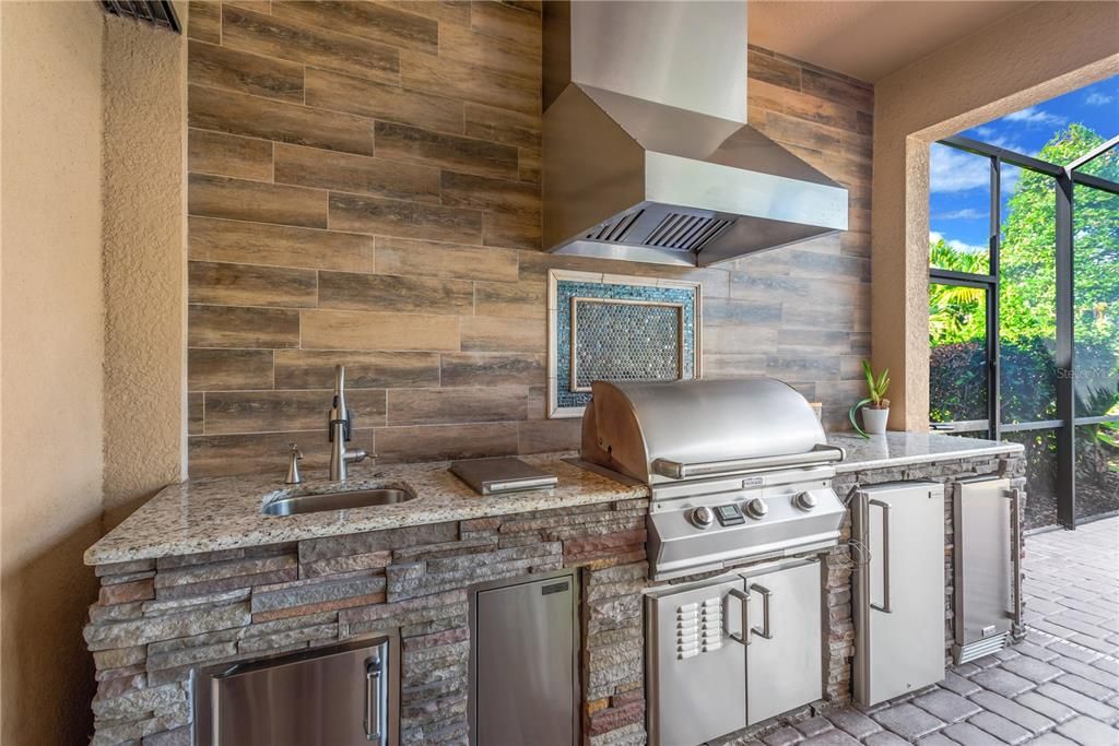 En Venta: $1,950,000 (5 camas, 4 baños, 4665 Pies cuadrados)