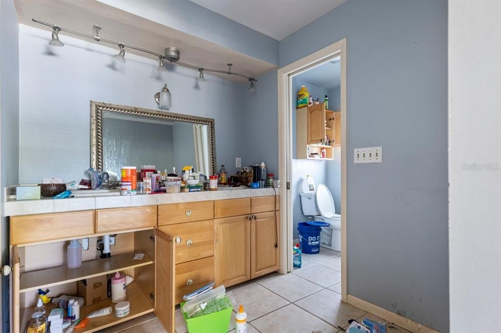 待售: $429,900 (3 贝兹, 2 浴室, 1957 平方英尺)