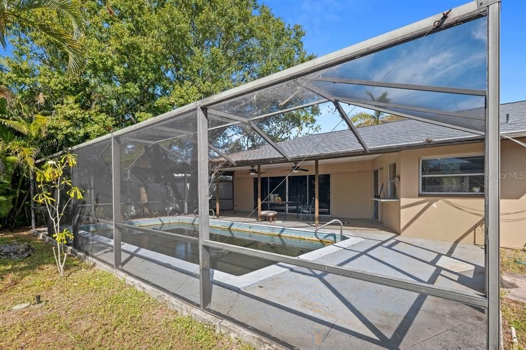 待售: $429,900 (3 贝兹, 2 浴室, 1957 平方英尺)