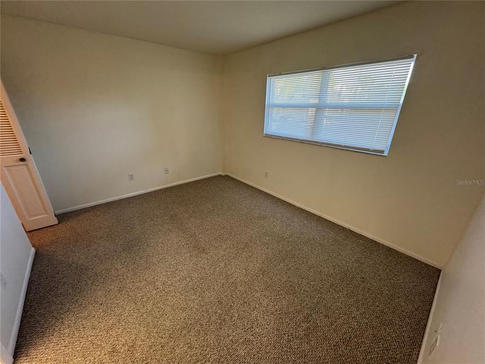 出租: $1,750 (2 贝兹, 2 浴室, 900 平方英尺)