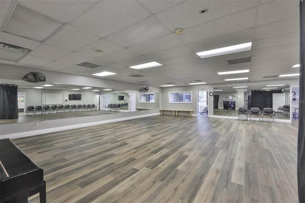 На продажу: $22,740,000 (0 спален, 0 ванн, 3510 Квадратных фут)