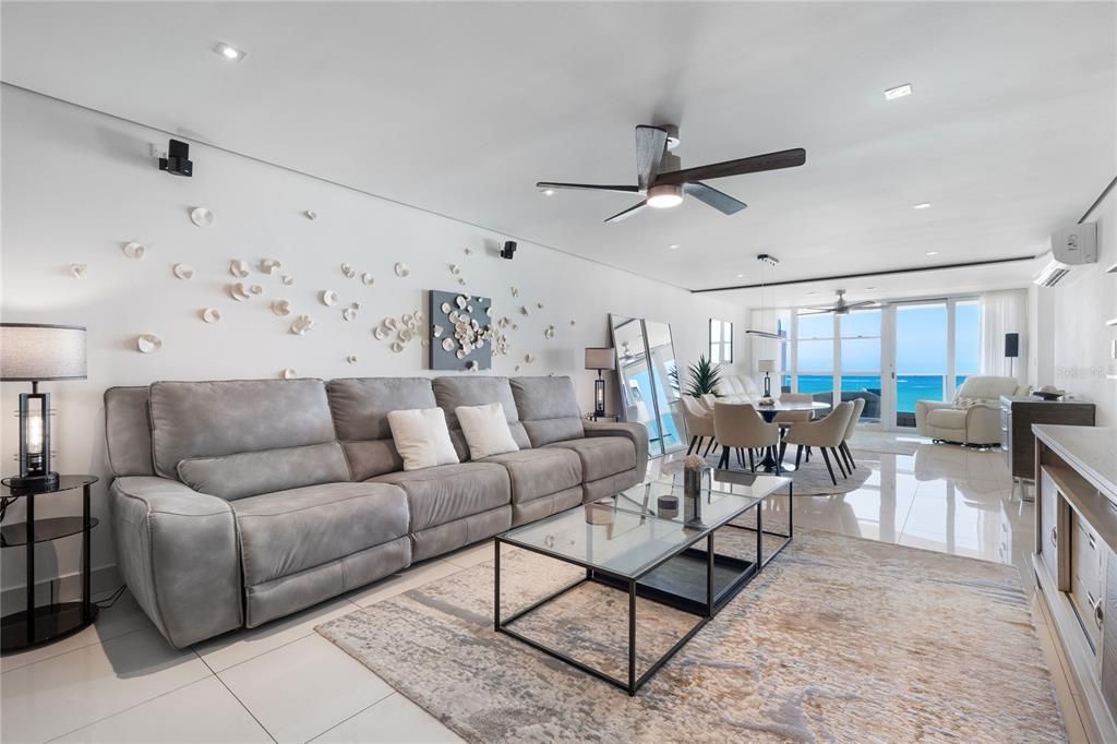 На продажу: $1,225,000 (3 спален, 2 ванн, 1800 Квадратных фут)