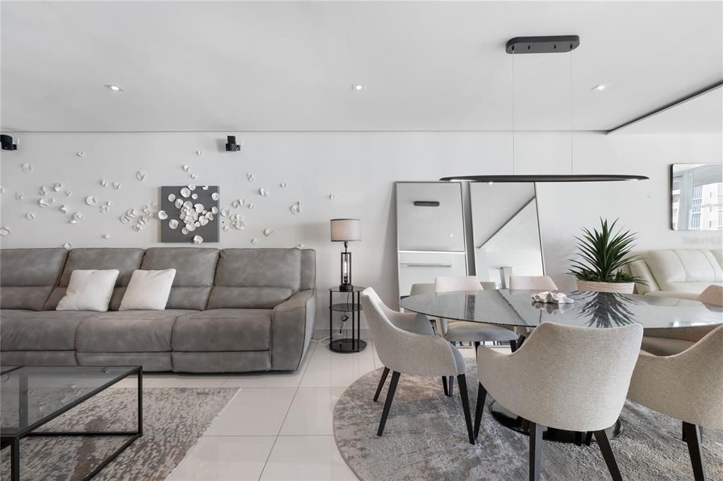 На продажу: $1,225,000 (3 спален, 2 ванн, 1800 Квадратных фут)