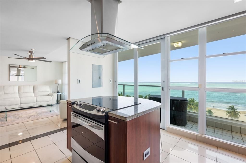 На продажу: $1,225,000 (3 спален, 2 ванн, 1800 Квадратных фут)