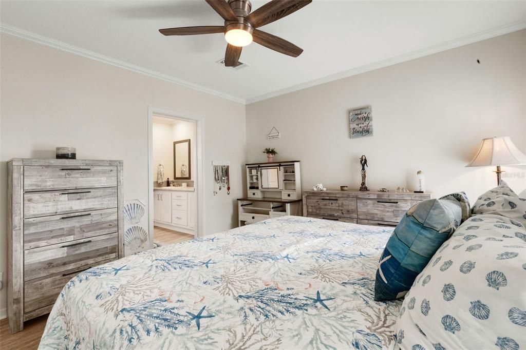 待售: $325,000 (3 贝兹, 2 浴室, 1478 平方英尺)