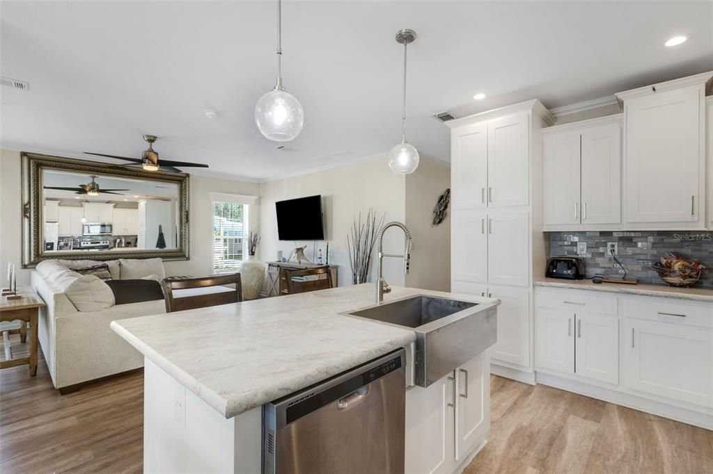 待售: $325,000 (3 贝兹, 2 浴室, 1478 平方英尺)