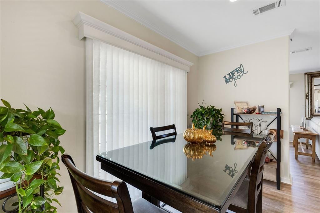 待售: $325,000 (3 贝兹, 2 浴室, 1478 平方英尺)