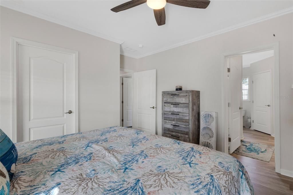 待售: $325,000 (3 贝兹, 2 浴室, 1478 平方英尺)