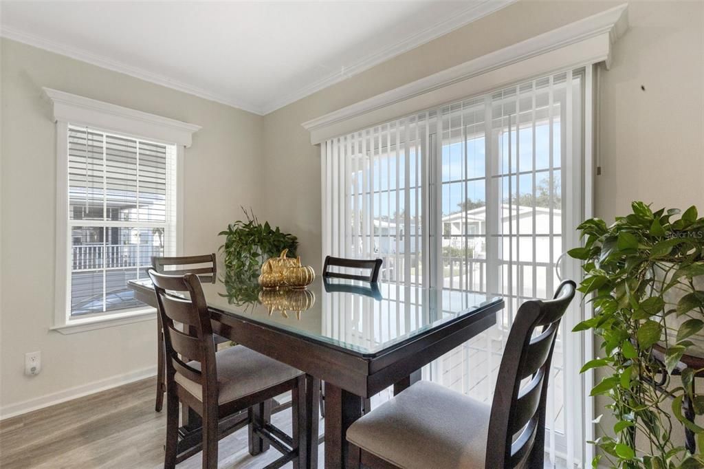 待售: $325,000 (3 贝兹, 2 浴室, 1478 平方英尺)