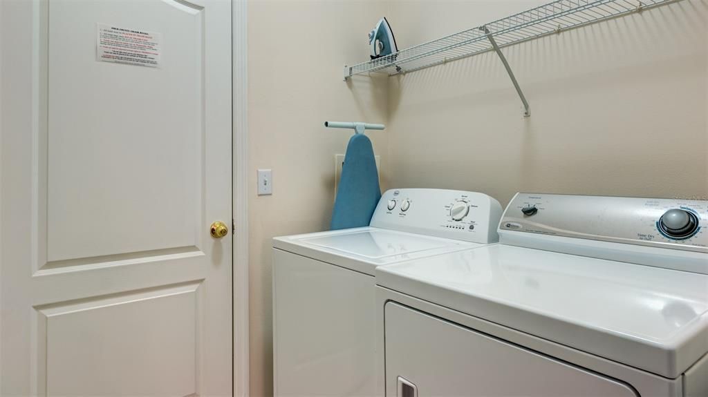 For Sale: $380,000 (4 beds, 3 baths, 1768 Square Feet)