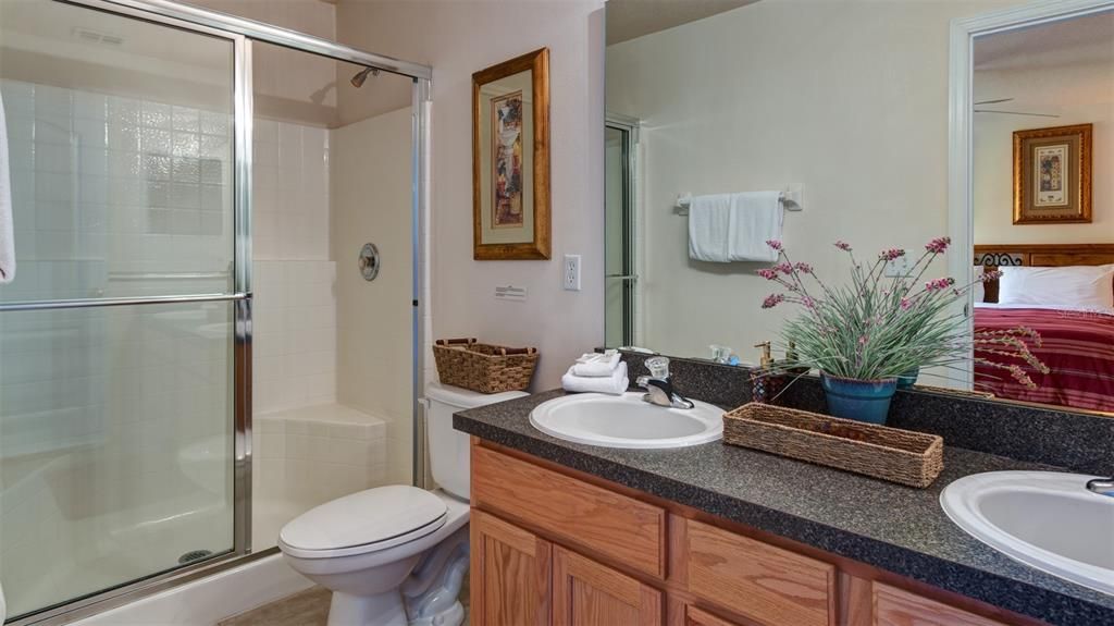 For Sale: $380,000 (4 beds, 3 baths, 1768 Square Feet)